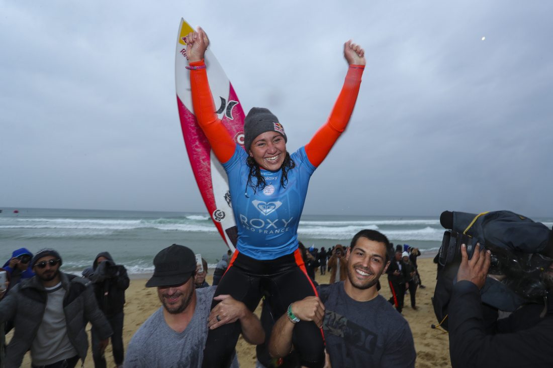 Carissa Moore celebrates her victory during the  Roxy Pro France.