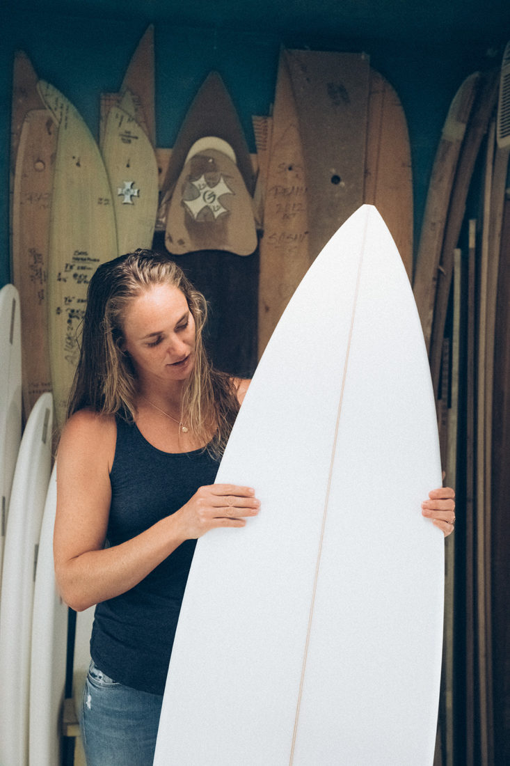 Jaws Expert Paige Alms – Freesurf Magazine